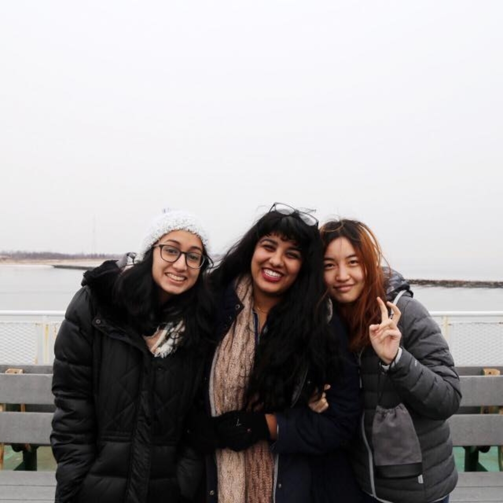 Meet your Posher, Donia